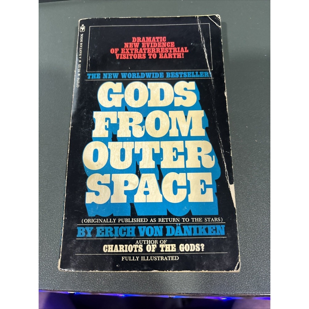 Gods from Outer Space Erich von Daniken PB Bantam (1972)